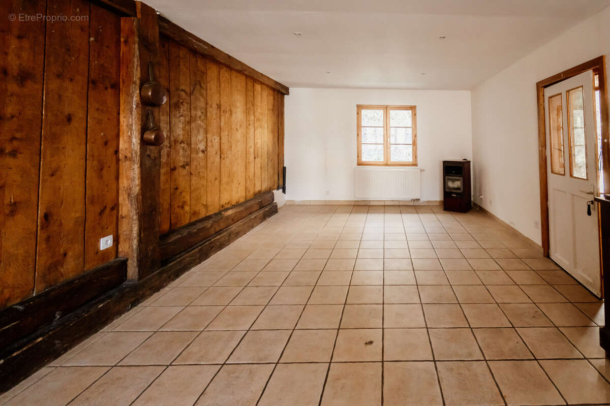 Appartement à JOUGNE