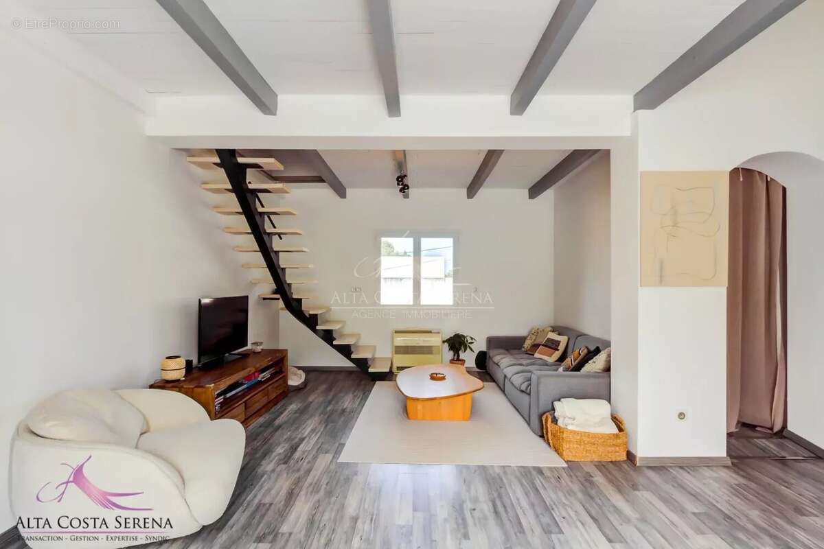 Maison à PRUNELLI-DI-FIUMORBO