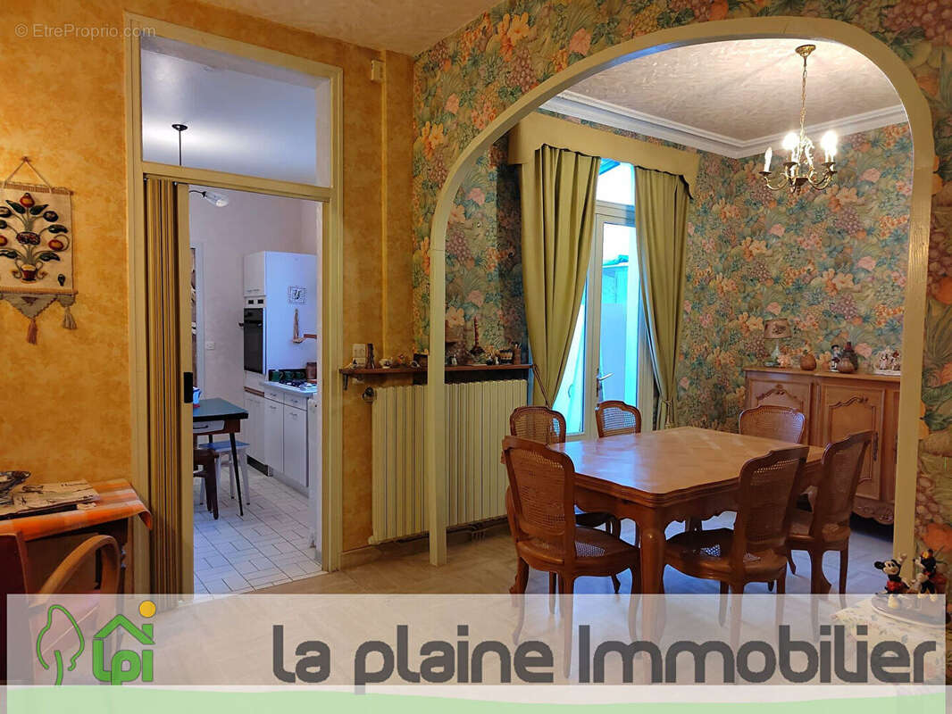 Maison à LA FERTE-MACE