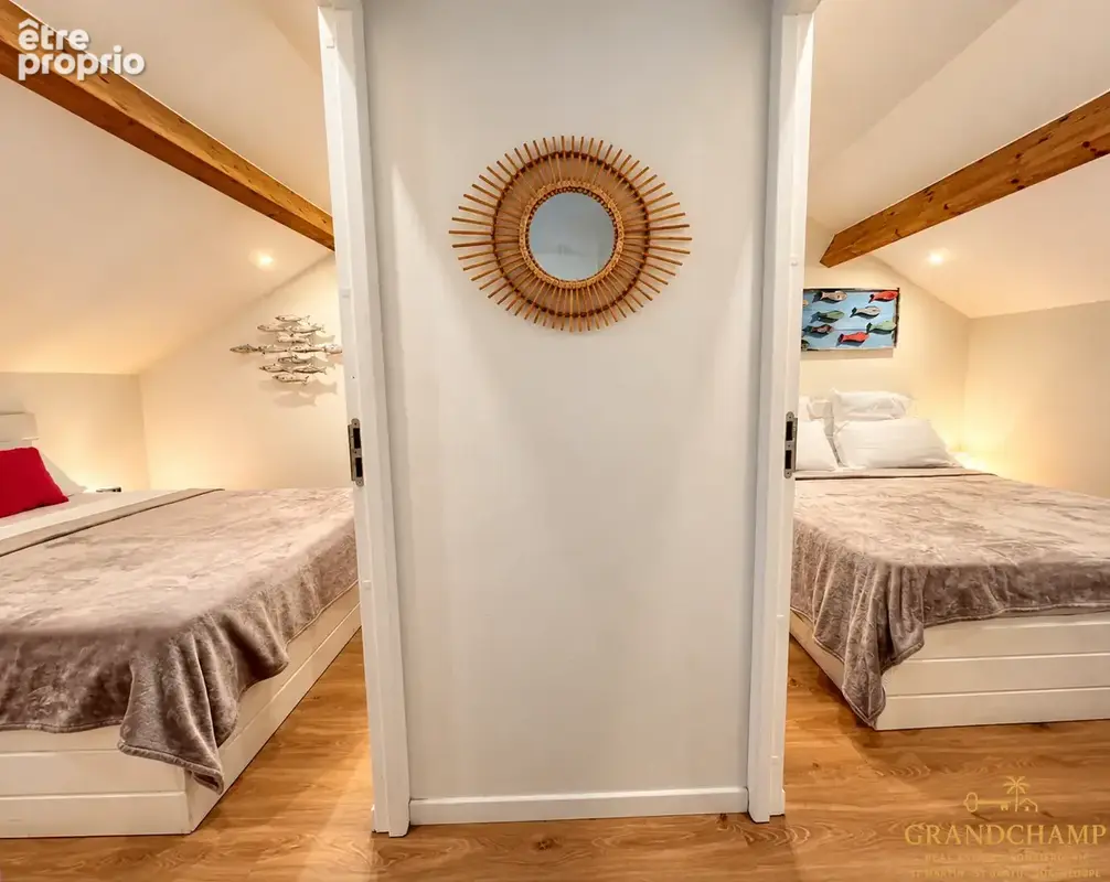 Baie nettlé   superbe duplex rénové et meublé - photo 8