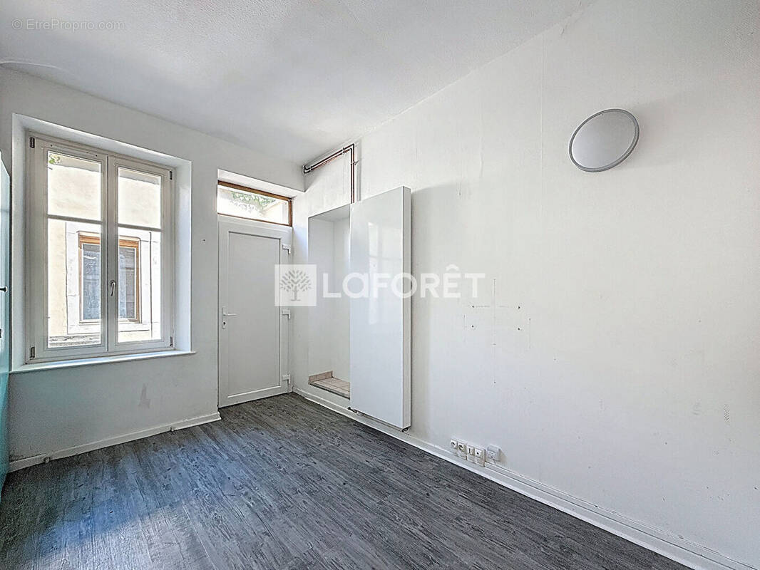 Maison à NEUFCHATEAU