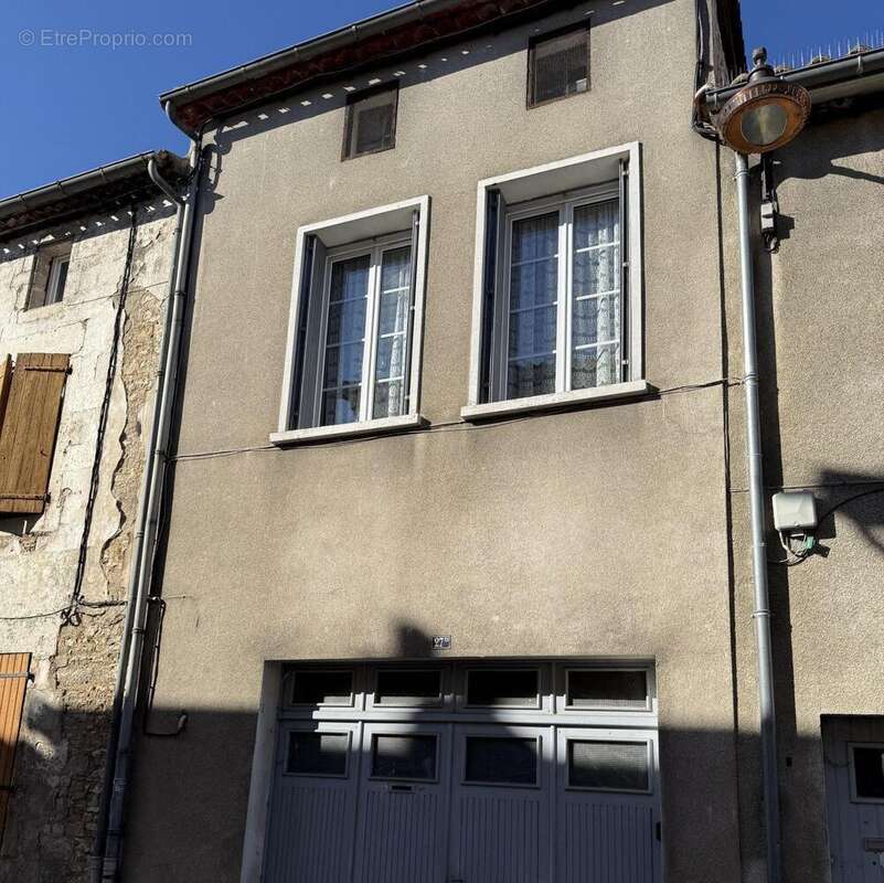 Maison à LA ROCHEFOUCAULD