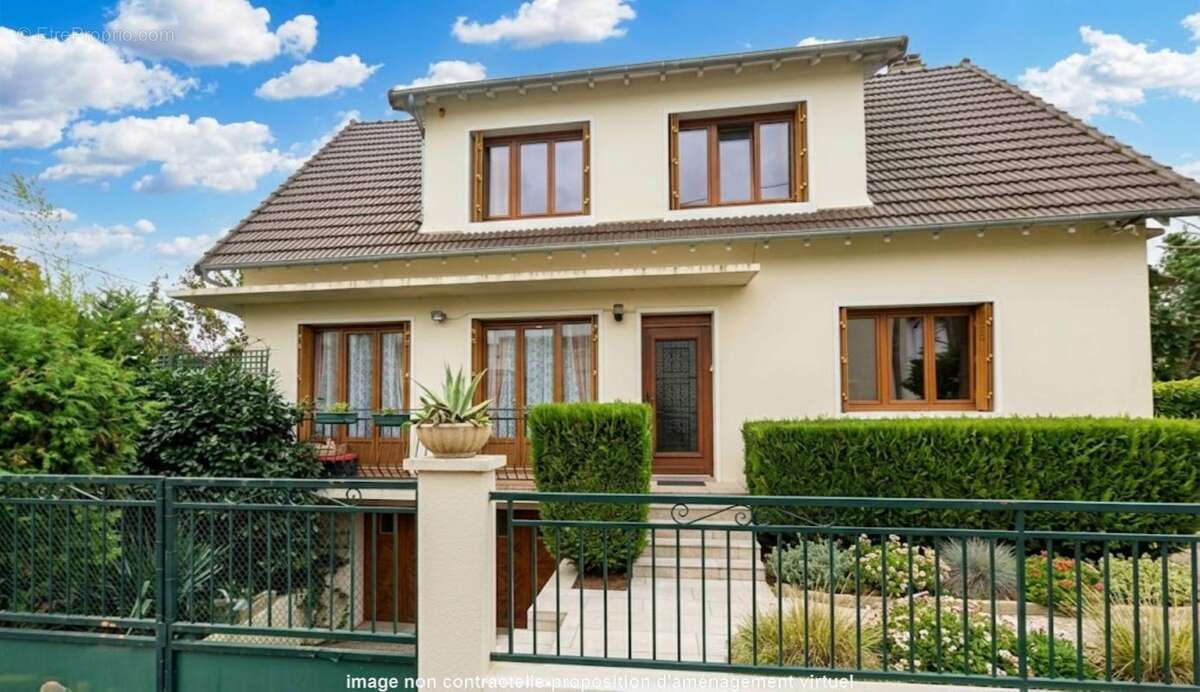 Maison à NEUILLY-PLAISANCE