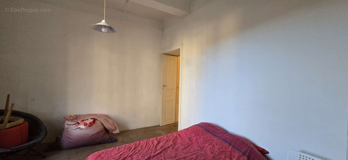 Maison à MONTPEYROUX