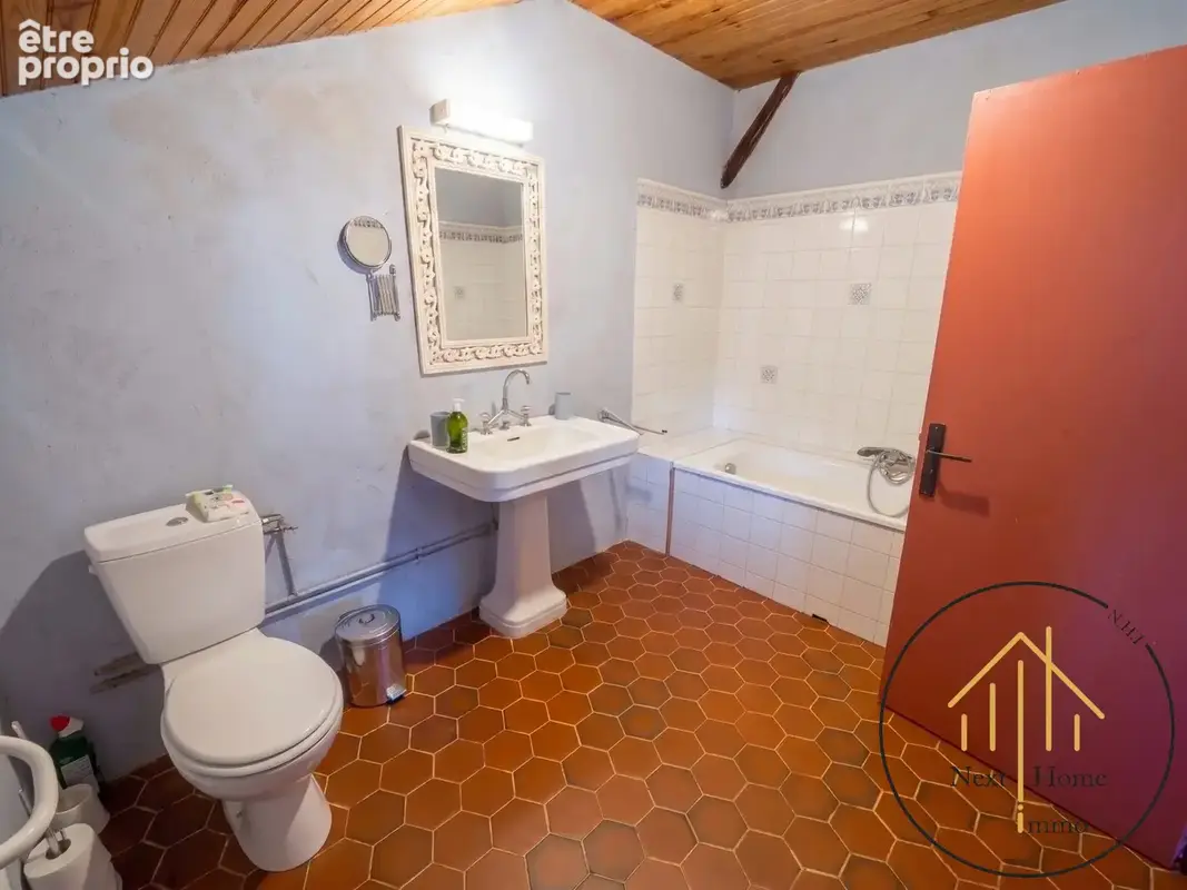 Maison 117 m² à Bessac  - photo 8