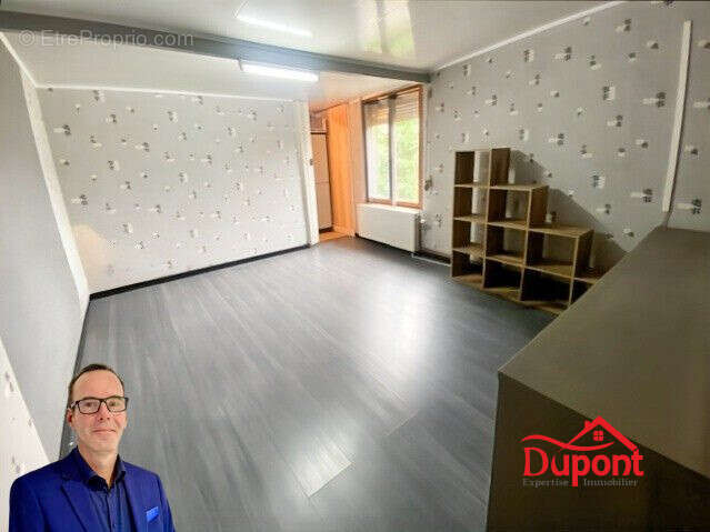 Maison à QUIEVRECHAIN