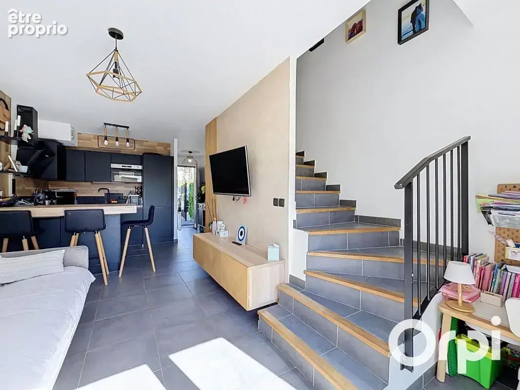 Proche polygone maison 3 pieces + sous sol total - photo 5