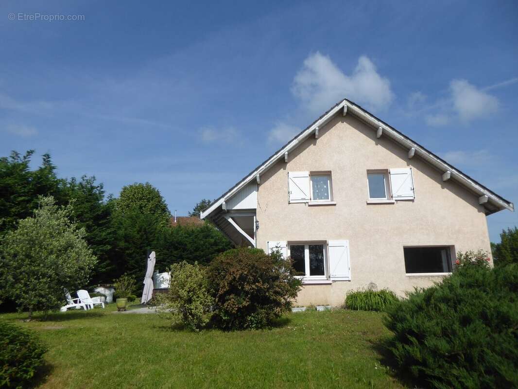 Maison à TREPT