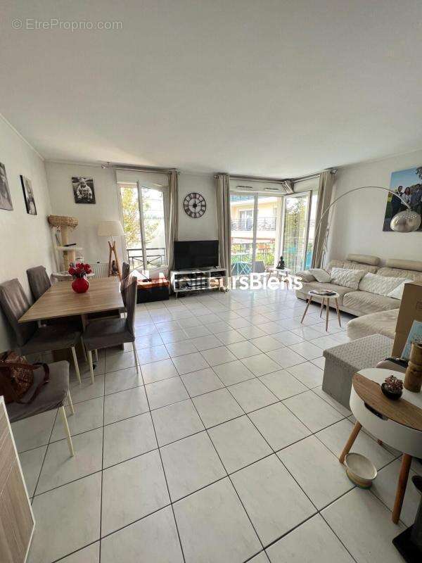 Appartement à CHOISY-LE-ROI