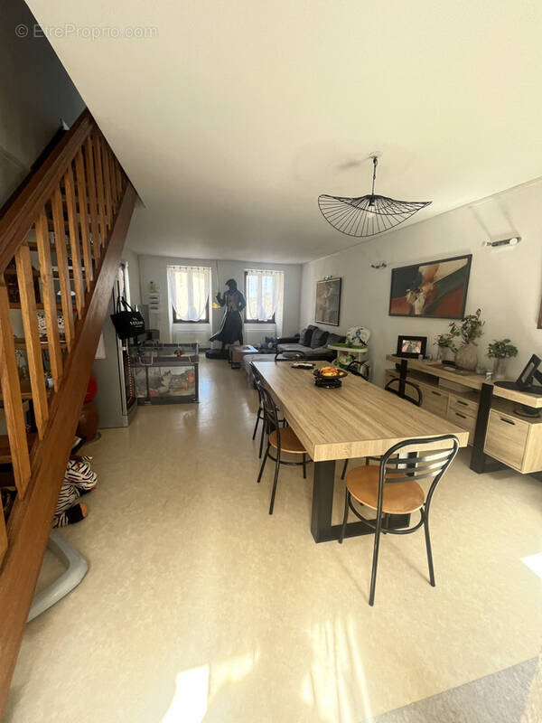 Maison à LE GRAND-SERRE