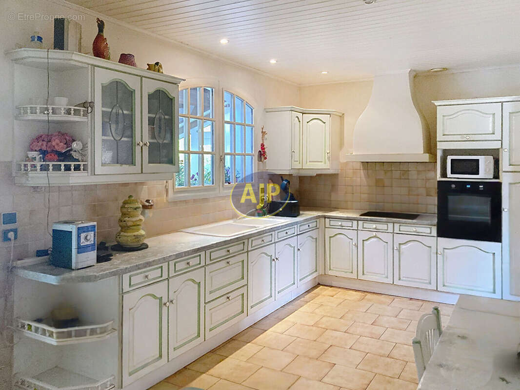 Maison à GRAYAN-ET-L'HOPITAL