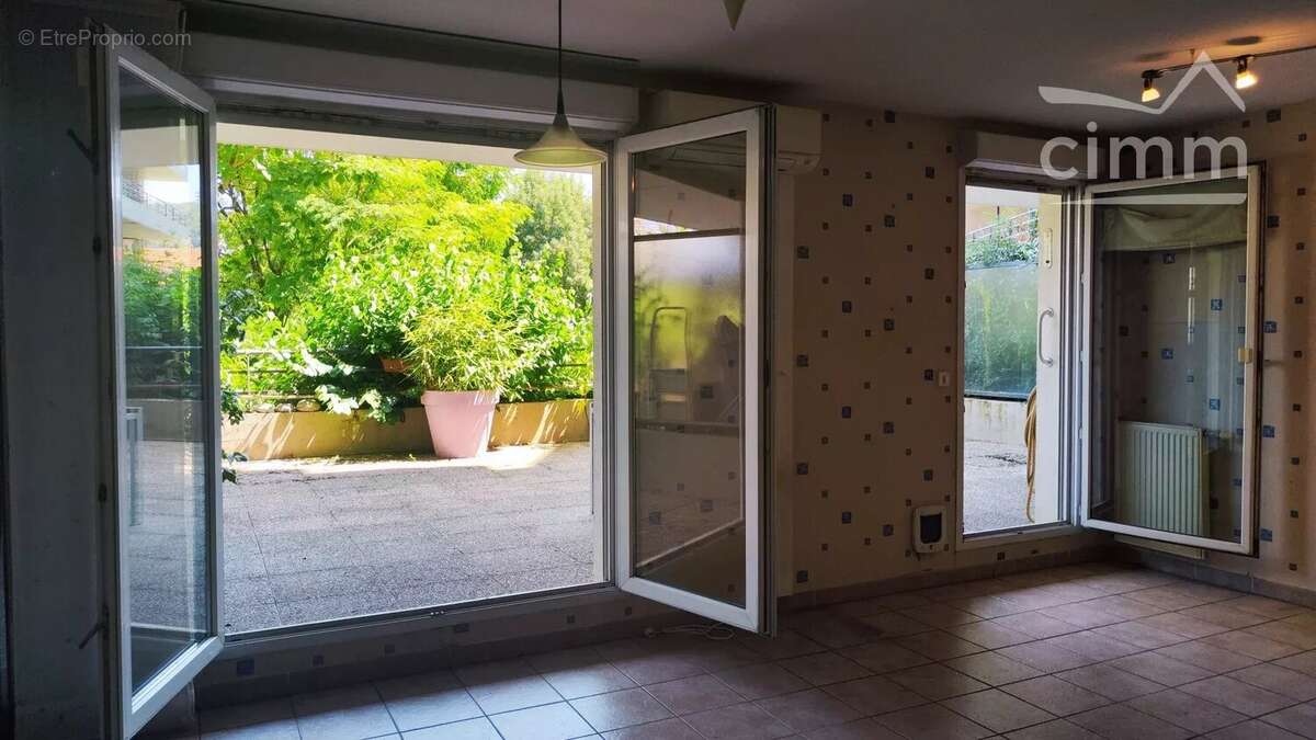 Appartement à ECHIROLLES