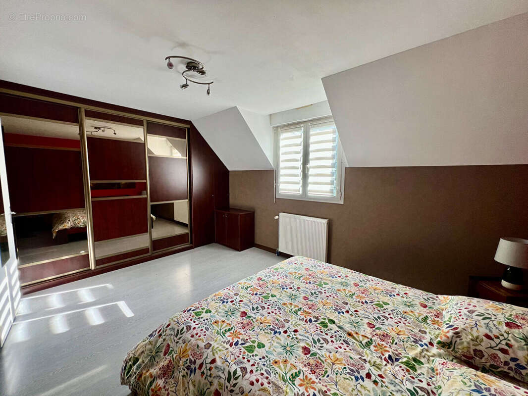 Appartement à LE PERRAY-EN-YVELINES