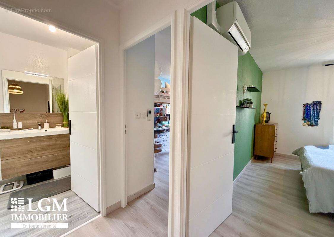 Maison à CHATEAUNEUF-LES-MARTIGUES