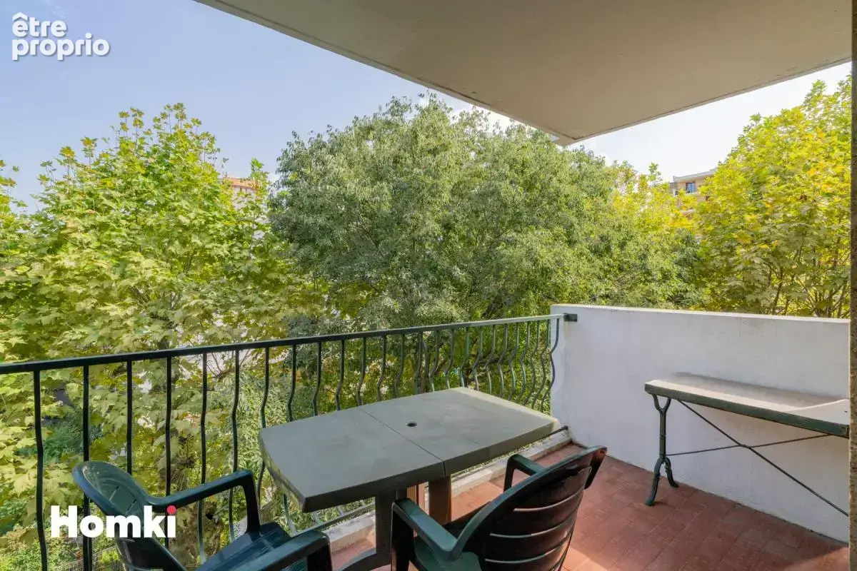 Appartement T1 dernier étage avec terrasse et parking - photo 3