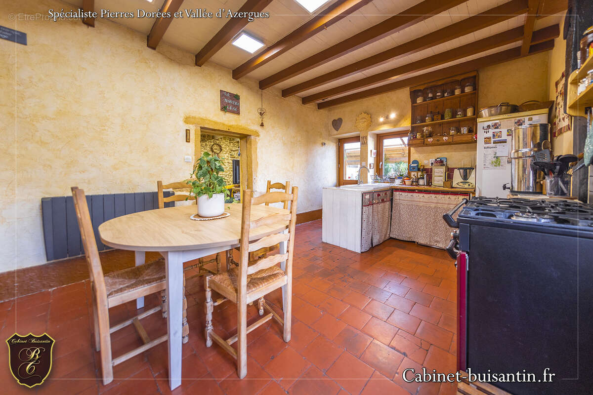 Maison à LE BOIS-D'OINGT