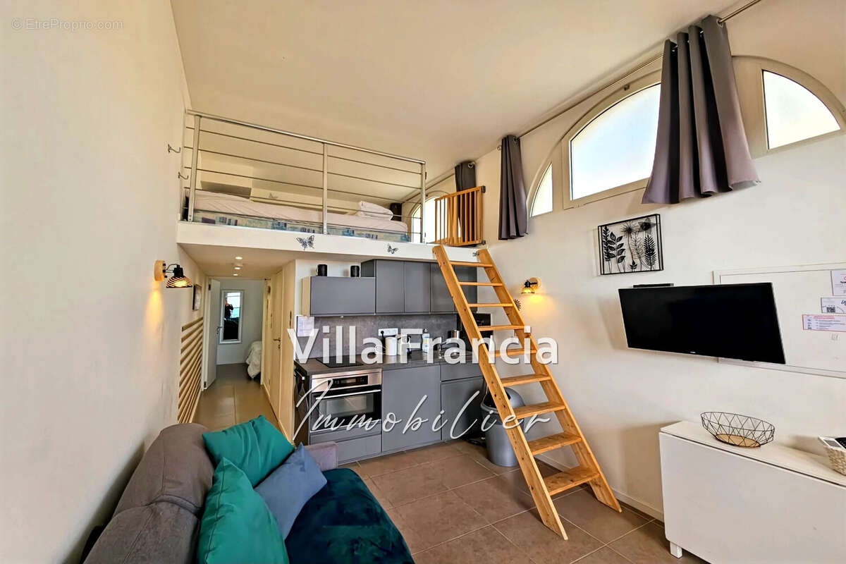 Appartement à SAINT-RAPHAEL