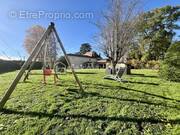 Maison à PEYZIEUX-SUR-SAONE