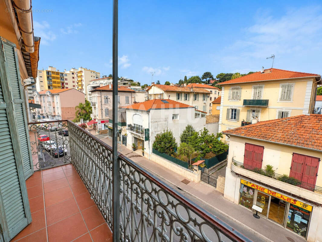Appartement 76 m² à Cagnes-Sur-Mer  - photo 2