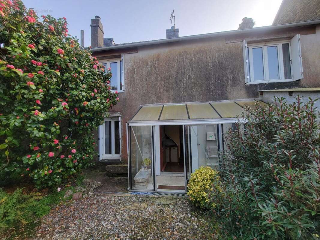 Maison à ROUDOUALLEC