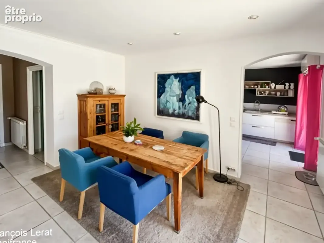 Maison de ville provençale à vendre 5 pièces DRAGUIGNAN (83) avec piscine et jardin arboré- 127,61 m2 loi Carrez - 470 000 € hon - photo 8