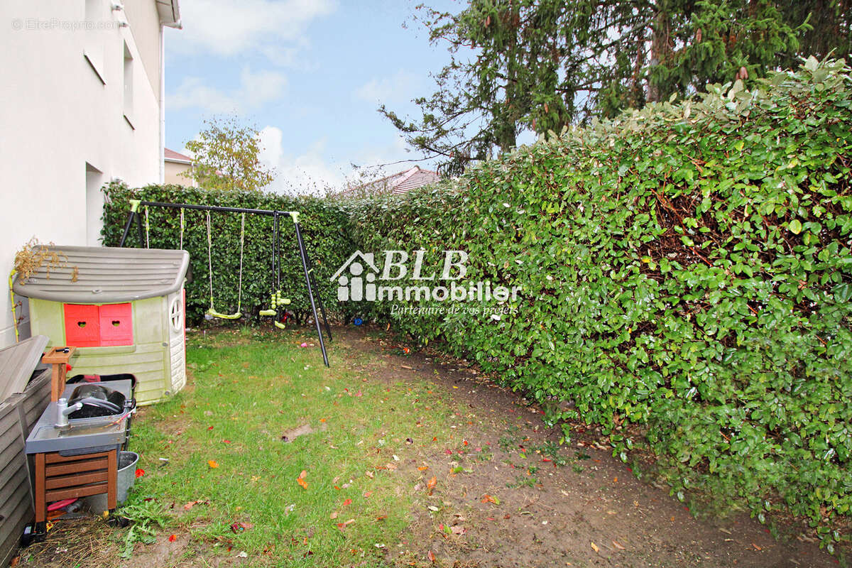 Appartement à LE PERRAY-EN-YVELINES