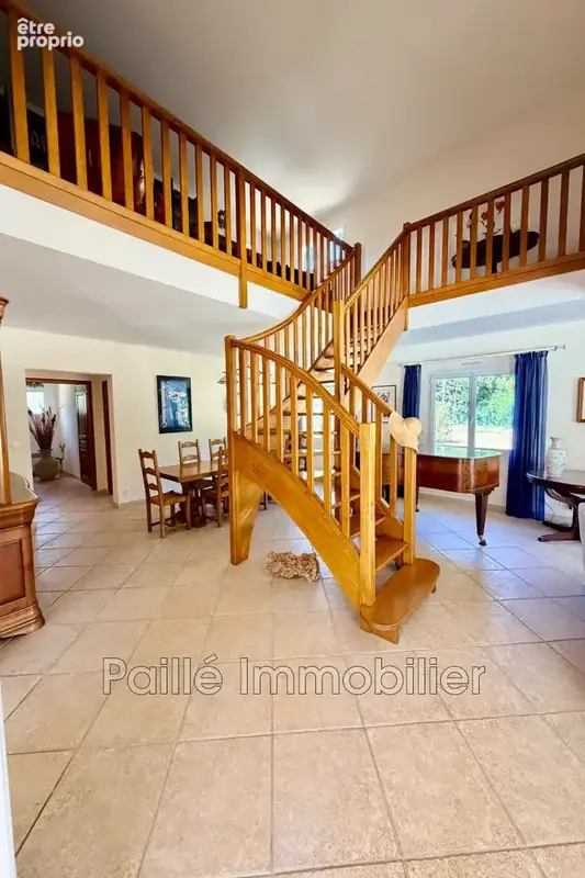 Maison 9 pièces 315 m² à vendre à Soulac-Sur-Mer (33780) - photo 2