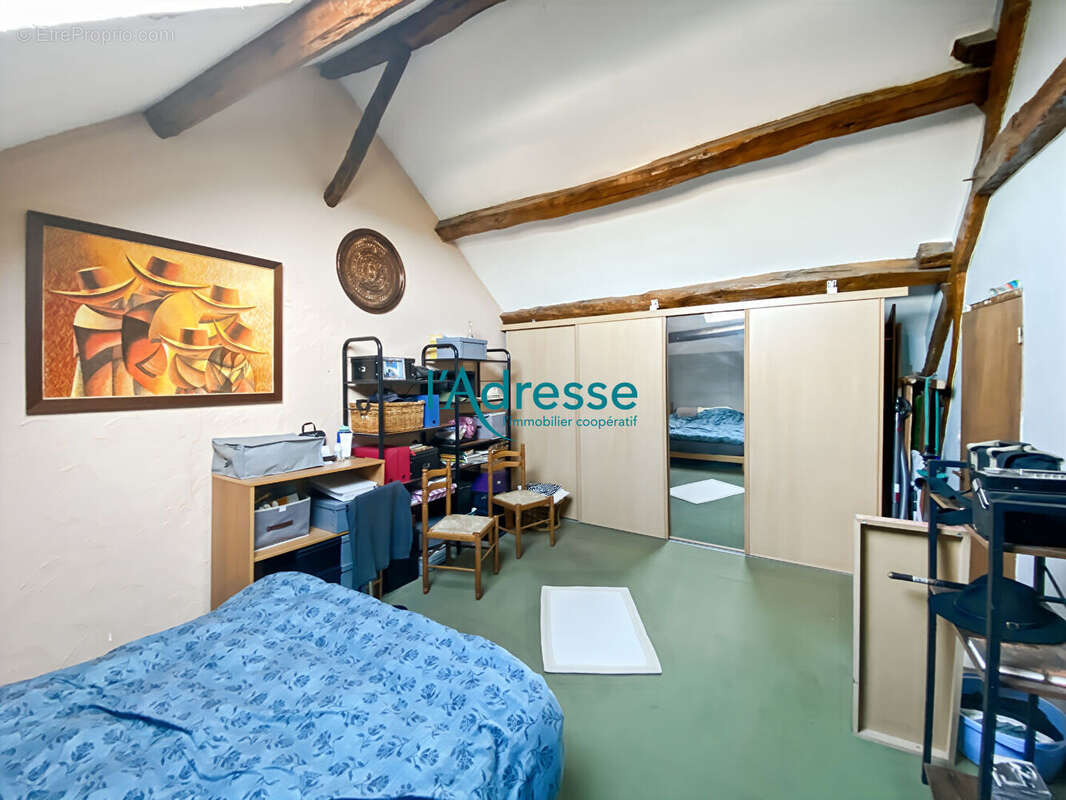 Maison à OINVILLE-SUR-MONTCIENT