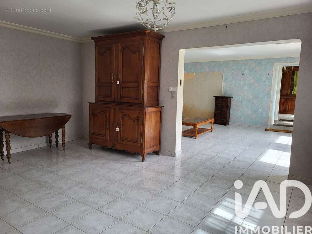 Photo 3 - Maison à VILLERS-LE-CHATEAU