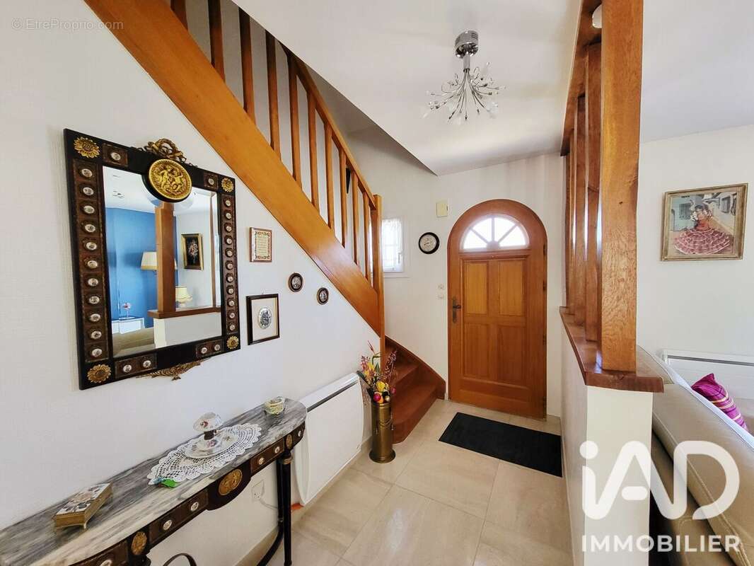 Maison 150 m² à Fondettes  - photo 2