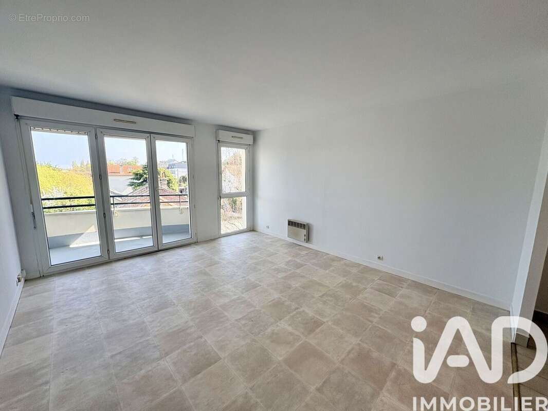 Photo 3 - Appartement à NOISY-LE-GRAND