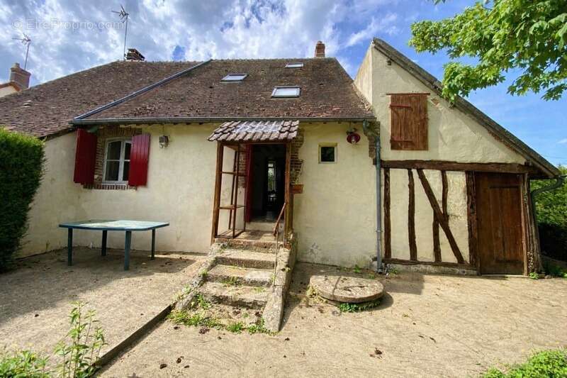 Maison à CHAMPIGNELLES
