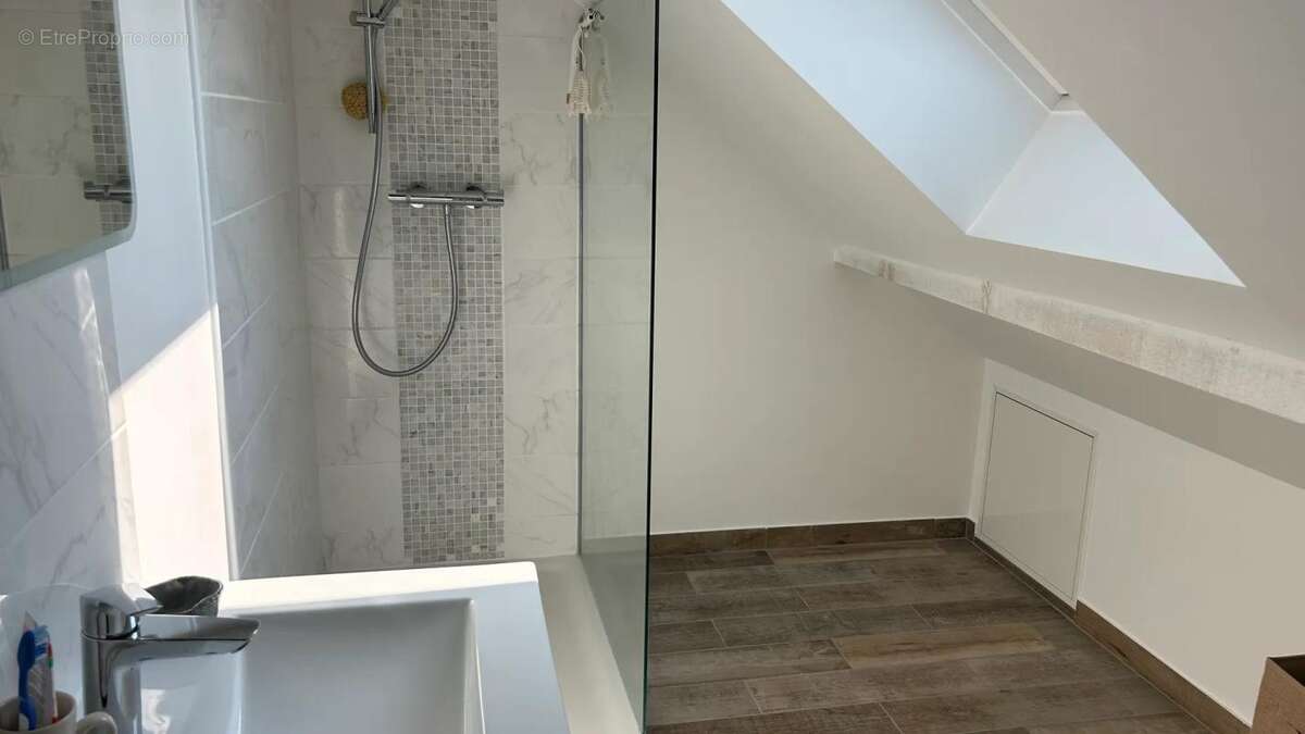 Maison à LA CHAPELLE-GAUTHIER