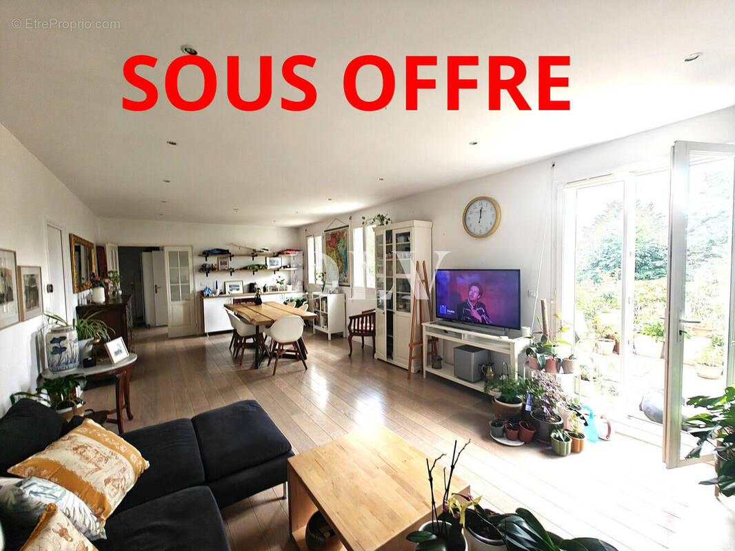 sejour de 35 m2 - Appartement à FONTAINEBLEAU