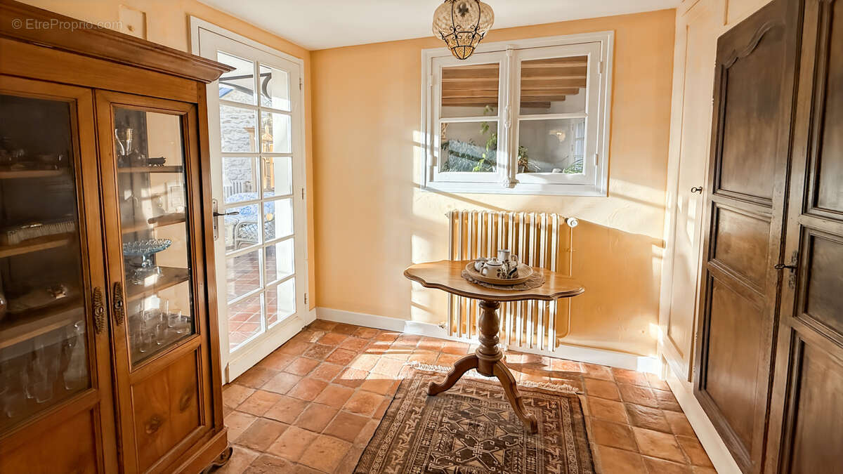 Maison à AUTOUILLET