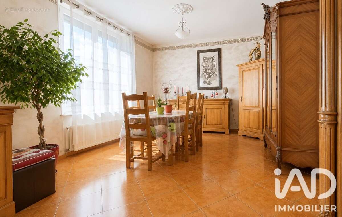 Maison 111 m² à Metz  - photo 4