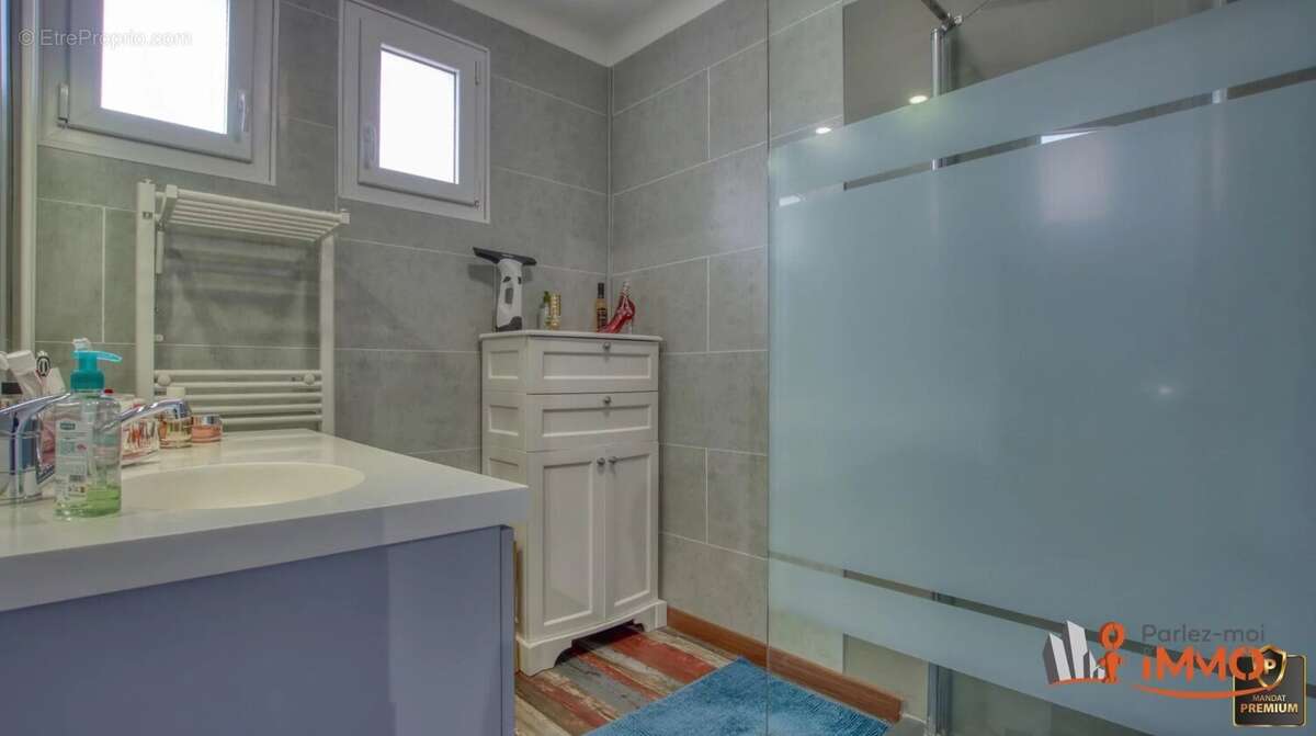 Maison à LA TOURETTE