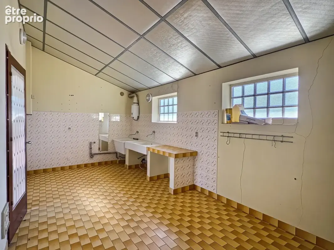 Maison de type 4 avec dépendance et jardin - photo 14