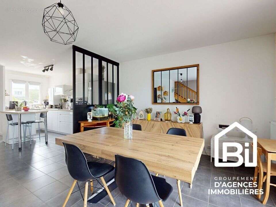 Maison à SAINT-AUBIN-D&#039;ARQUENAY