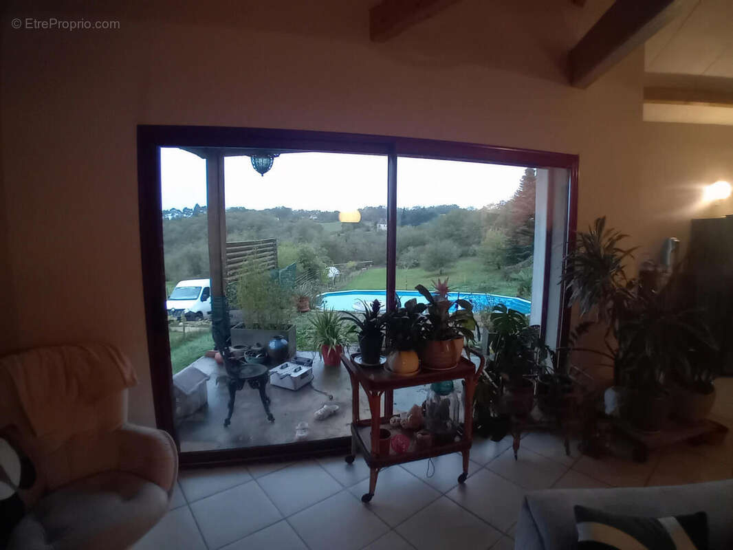 Baie vitrée - Maison à CATUS