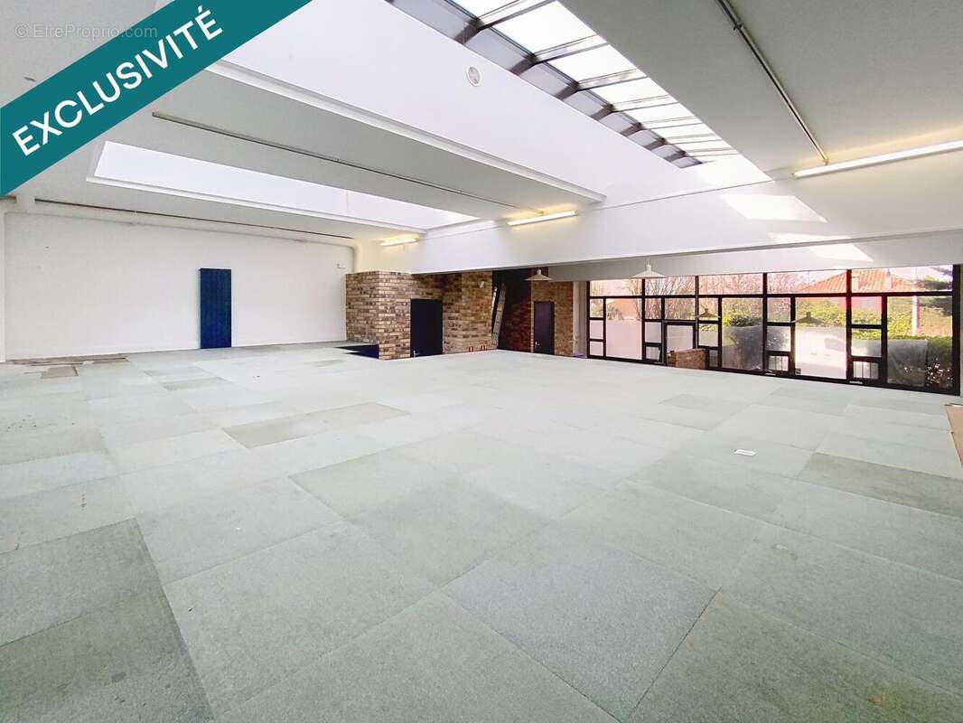 Photo 3 - Commerce à L&#039;HAY-LES-ROSES