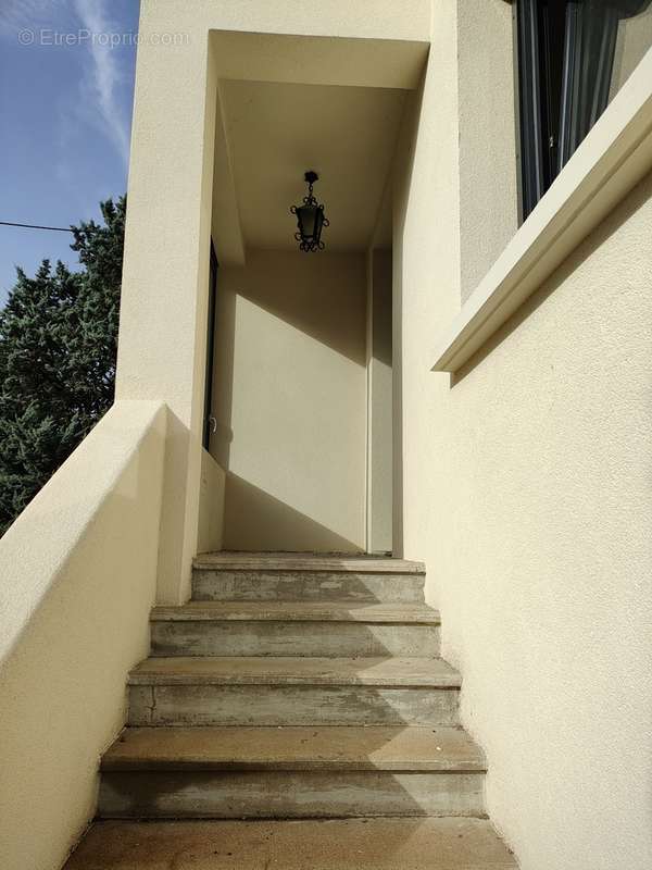 Maison vendue en PLATEAU - Travaux intérieurs à prévoir - photo 3