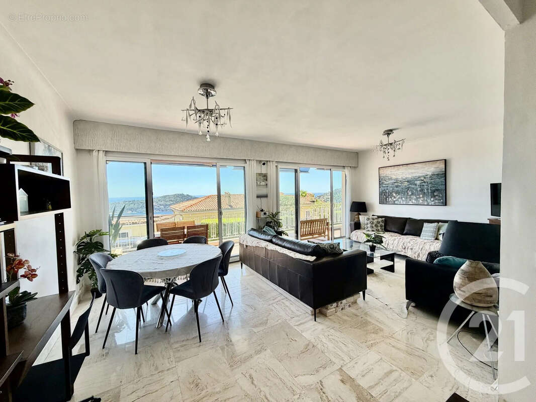 Appartement à VILLEFRANCHE-SUR-MER