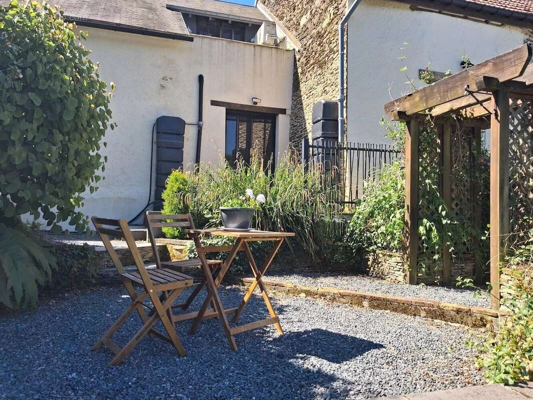 Maison à PREVERANGES