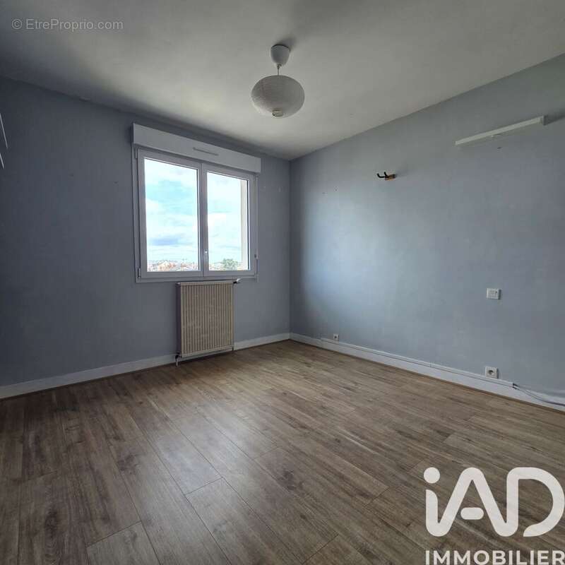 Appartement 84 m² à Tours  - photo 7