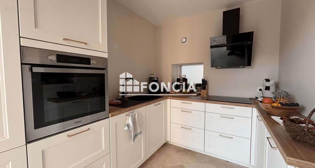 Maison à FRESNAY-SUR-SARTHE