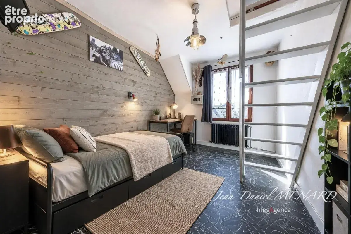 Maison 6 pièces avec garage - secteur calme - photo 13