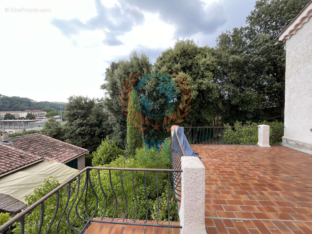 Maison à TRANS-EN-PROVENCE