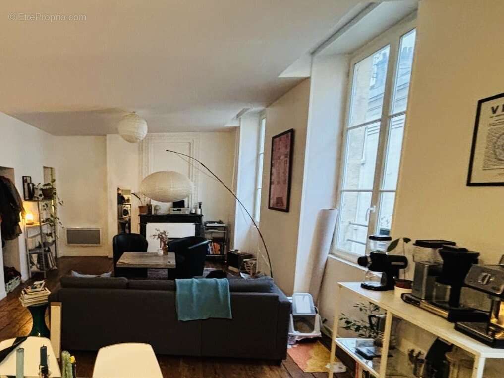 Appartement à BORDEAUX