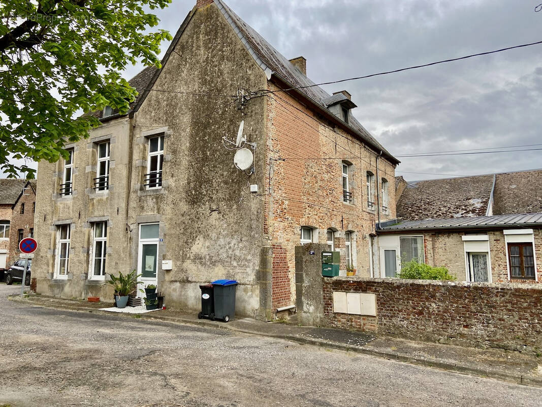 Appartement à SOLRE-LE-CHATEAU